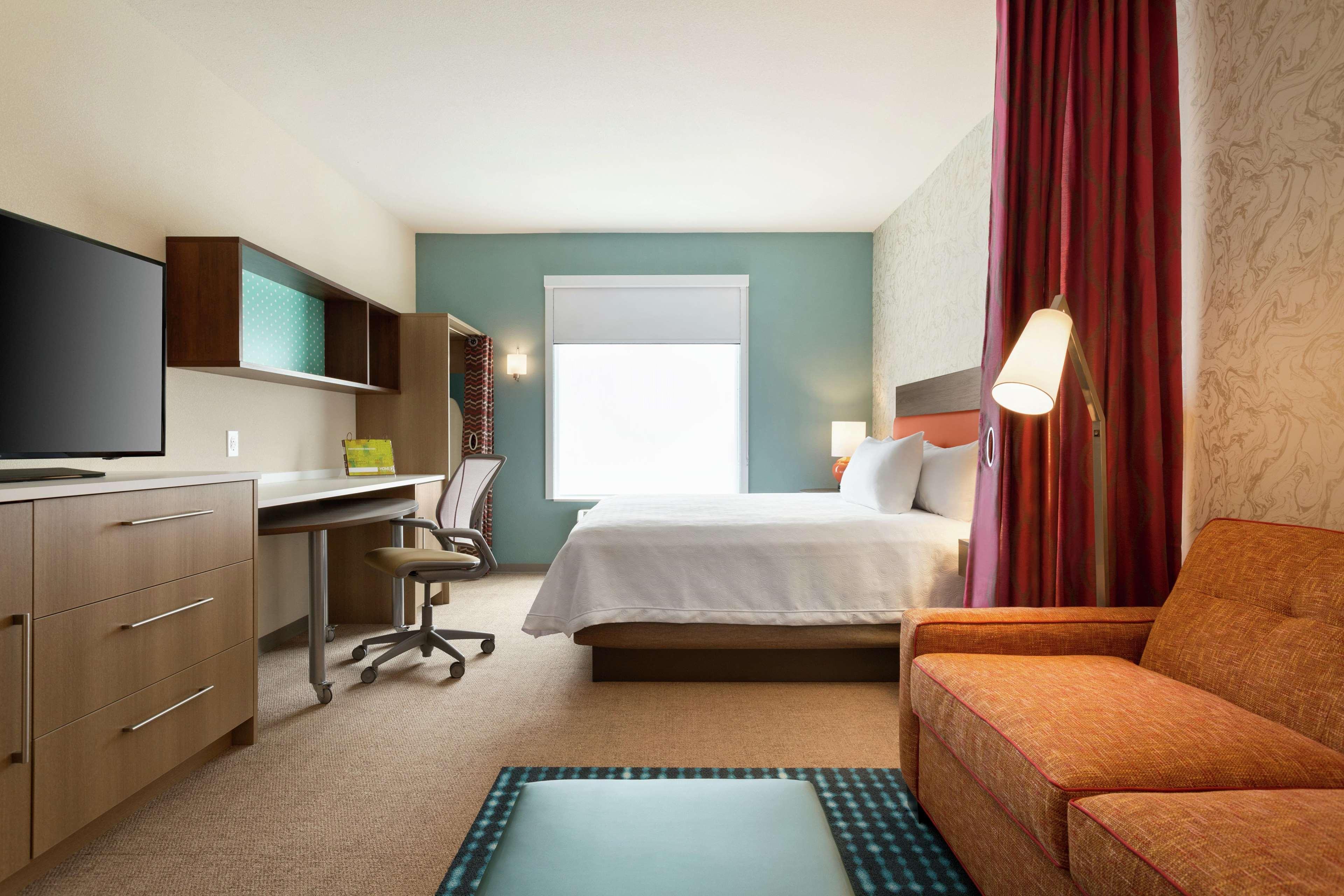 Home2 Suites By Hilton Фредерик Экстерьер фото